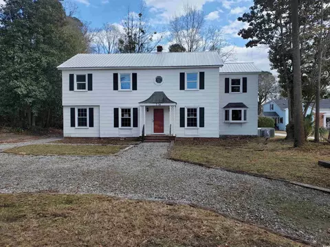 417 N Main St, Hemingway, SC 29554