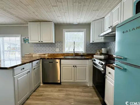 1718 Hawk St, Surfside Beach, SC 29575 photo 12