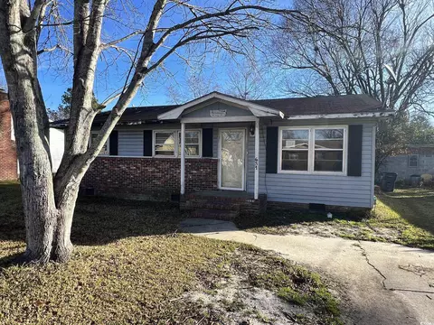 631 Pearl St, Marion, SC 29571