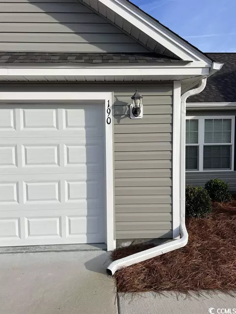 190 N Cox Rd, Loris, SC 29569 photo 2