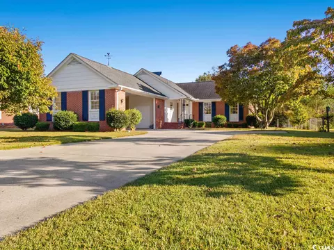 201 Carolina Ave, Mullins, SC 29574