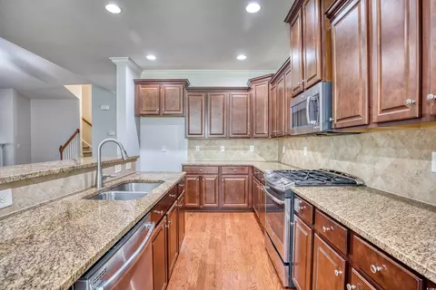190 E Covington Dr, Myrtle Beach, SC 29579 photo 9
