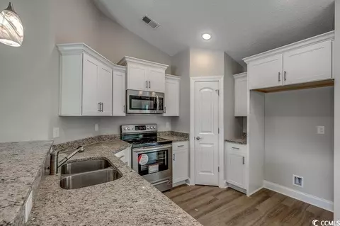 529 Three Curve Rd, Loris, SC 29569 photo 9