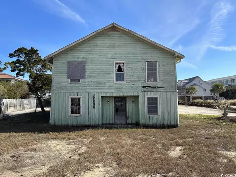 338 Myrtle Ave, Pawleys Island, SC 29585