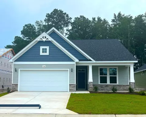 1104 NW Forest Bend Dr, Calabash, NC 28467