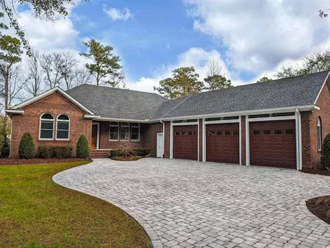 225 Georgetown Dr, Pawleys Island, SC 29585