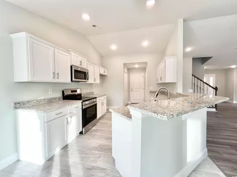 Kitchen - 389 Long Meadow Dr, Loris, SC 29569 photo 1 of 4