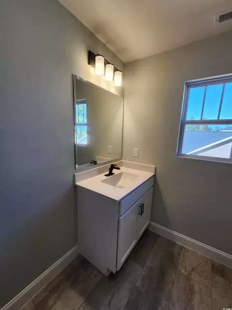 Bath - 370 Long Meadow Dr, Loris, SC 29569 photo 7 of 8