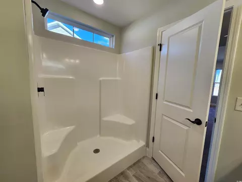 Bath - 370 Long Meadow Dr, Loris, SC 29569 photo 3 of 8
