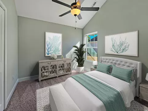 Bedroom - 370 Long Meadow Dr, Loris, SC 29569 photo 4 of 8