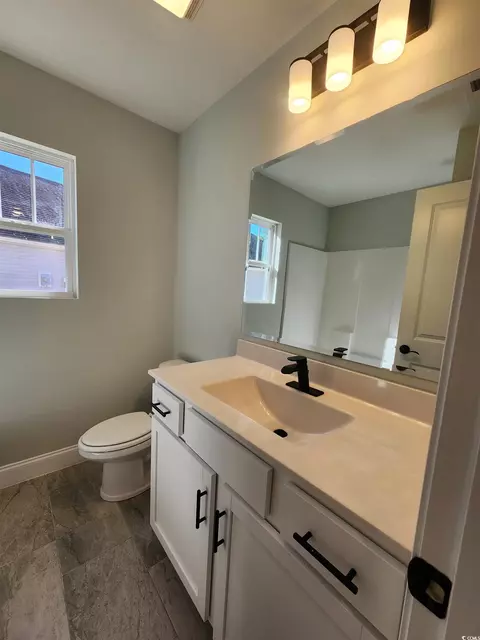 Bath - 370 Long Meadow Dr, Loris, SC 29569 photo 4 of 8