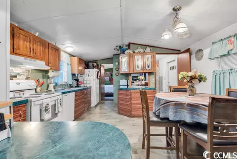 6027 Peavy Dr, Conway, SC 29527 photo 8