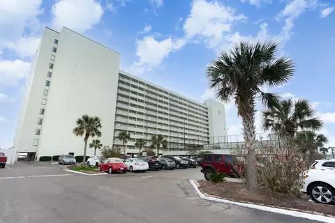 9400 Shore Dr #816, Myrtle Beach, SC 29572