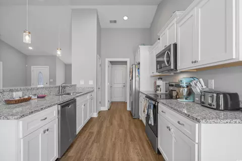 388 Macarthur Dr, Conway, SC 29527 photo 8