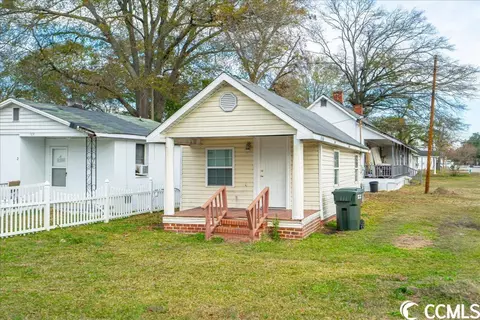 309 E Calhoun St, Dillon, SC 29536 photo 1
