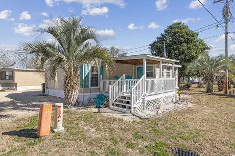 1502 Coral Reef Ln, Murrells Inlet, SC 29576