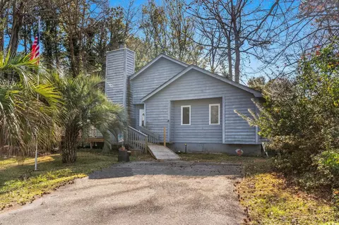 1606 Commadores Ct, Surfside Beach, SC 29575