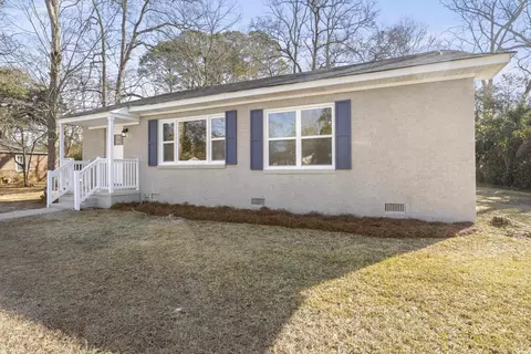 207 14th Ave S, Dillon, SC 29536 photo 2
