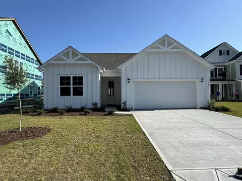 225 Goose Pond Dr, Myrtle Beach, SC 29579