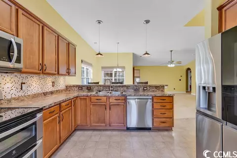 1624 Hack Ct, Surfside Beach, SC 29575 photo 3