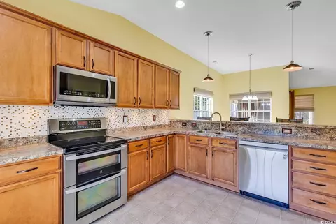 1624 Hack Ct, Surfside Beach, SC 29575 photo 4