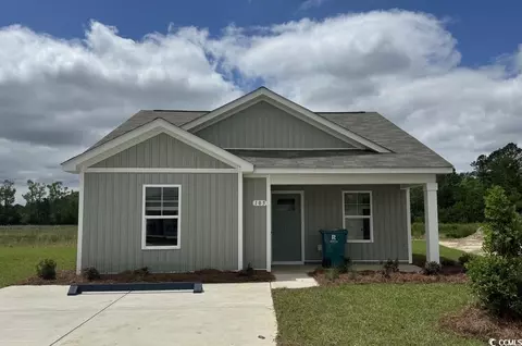 105 Cambridge Dr, Tabor City, NC 28463