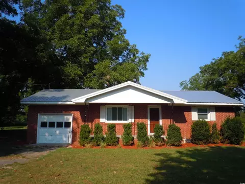 12327 Swamp Fox Hwy W, Cerro Gordo, NC 28430