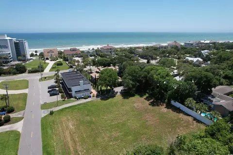 301 68th Ave N, Myrtle Beach, SC 29572