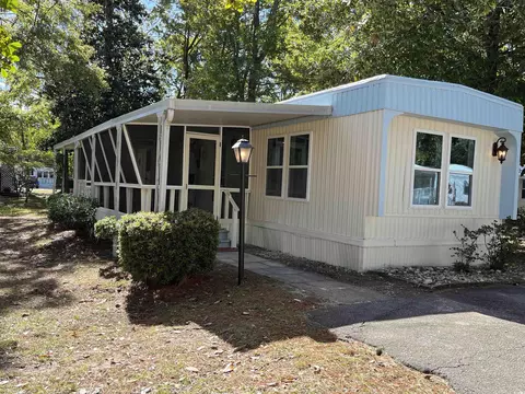 2945 Clemson Trl, Murrells Inlet, SC 29576