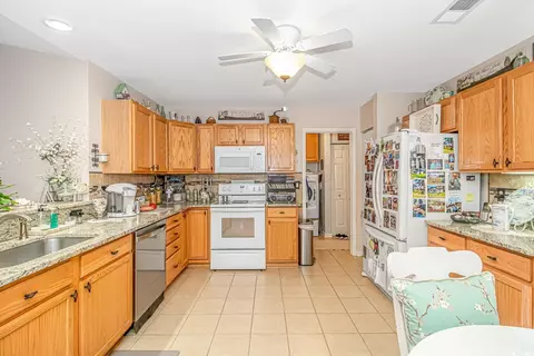 157 Junco Cir, Longs, SC 29568 photo 6