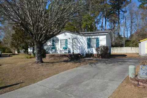 202 Skippers Ct, Little River, SC 29566