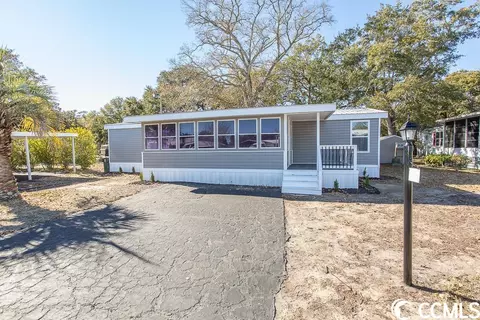 41 Burr Cir, Murrells Inlet, SC 29576