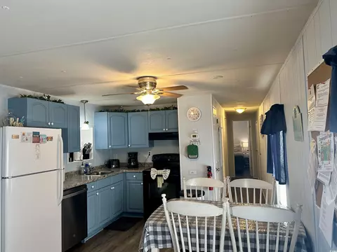179 Oceanside Dr, Surfside Beach, SC 29575 photo 12