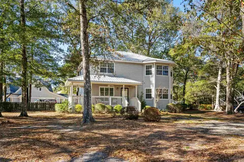 456 Arcadia Rd, Pawleys Island, SC 29585