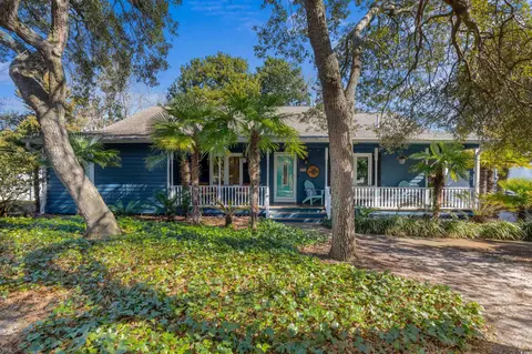 414 42nd Ave N, Myrtle Beach, SC 29577