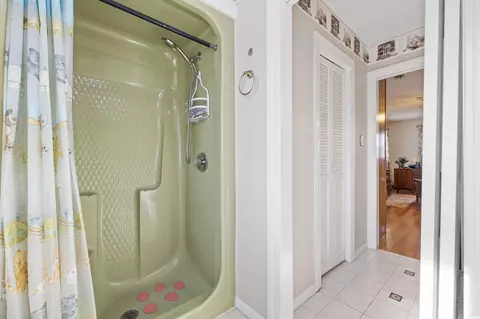 Bath - 400 Crescent Dr, Conway, SC 29526 photo 5 of 5