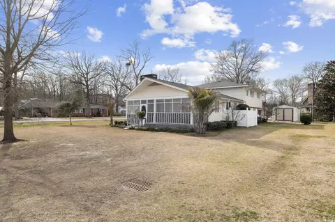 Exterior - 400 Crescent Dr, Conway, SC 29526 photo 5 of 7