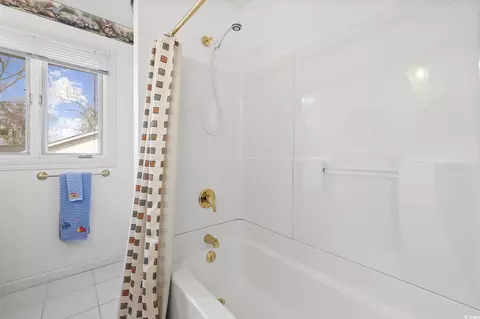 Bath - 400 Crescent Dr, Conway, SC 29526 photo 3 of 5