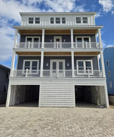 937 S Ocean Blvd, North Myrtle Beach, SC 29582