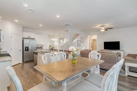 Dining - 10030 Hamilton Branch Loop, Myrtle Beach, SC 29579 photo 2 of 2