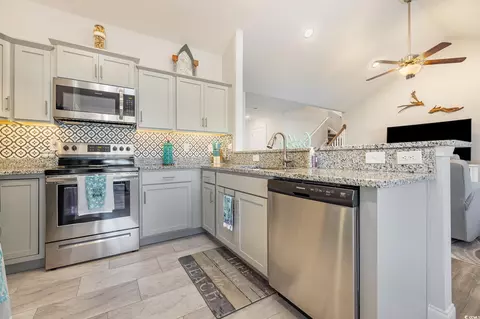 Kitchen - 356 Borrowdale Dr, Conway, SC 29526 photo 3 of 4
