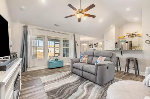 Living - 356 Borrowdale Dr, Conway, SC 29526 photo 3 of 3