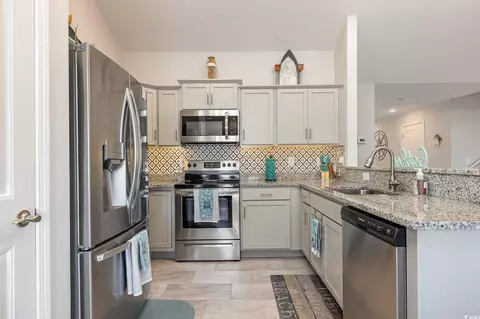 Kitchen - 356 Borrowdale Dr, Conway, SC 29526 photo 2 of 4