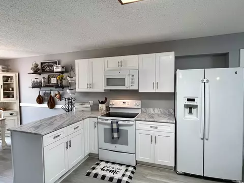 Kitchen - 108 Johnstone Ln, Georgetown, SC 29440 photo 1 of 5