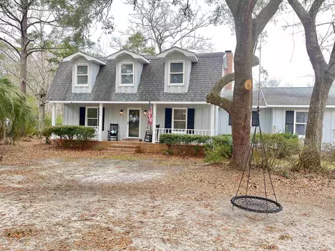 108 Johnstone Ln, Georgetown, SC 29440