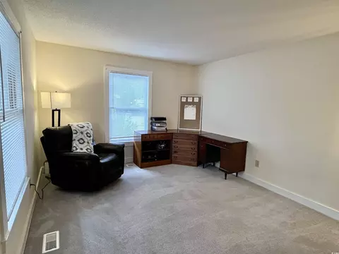 Living - 108 Johnstone Ln, Georgetown, SC 29440 photo 1 of 6