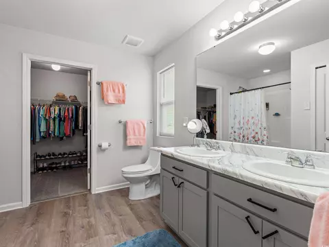 Bath - 532 Dundalk Dr, Conway, SC 29526 photo 1 of 3