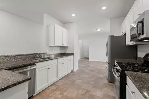 Kitchen - 421 Stevia Ct, Conway, SC 29526 photo 5 of 5