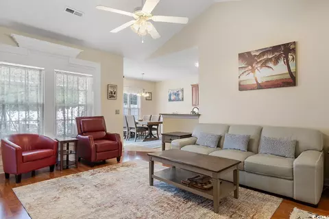 Living - 923 Oglethorpe Dr, Conway, SC 29527 photo 2 of 4
