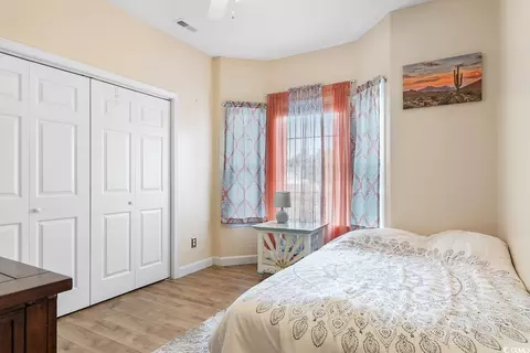 Bedroom - 923 Oglethorpe Dr, Conway, SC 29527 photo 4 of 7